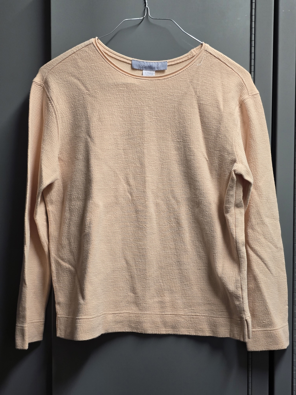 Modern Soul Womens Crewneck Sweater in Soft Peach
